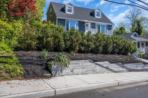 212 Linden Avenue Highlands NJ 07732