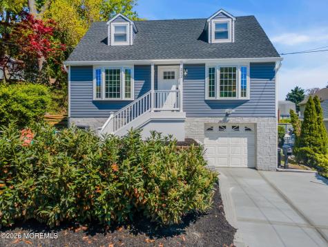 212 Linden Avenue Highlands NJ 07732