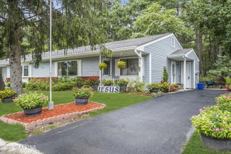 32 A Maine Avenue Whiting NJ 08759