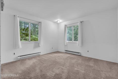 32 A Maine Avenue Whiting NJ 08759