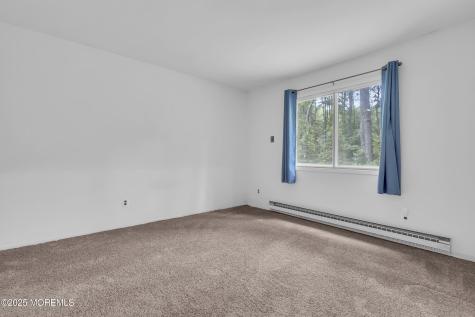 32 A Maine Avenue Whiting NJ 08759