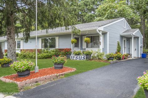 32 A Maine Avenue Whiting NJ 08759