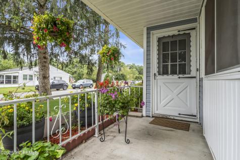 32 A Maine Avenue Whiting NJ 08759
