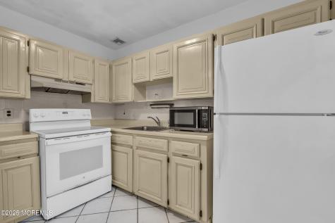 32 A Maine Avenue Whiting NJ 08759