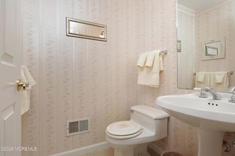 1031B Thornbury Lane Manchester NJ 08759