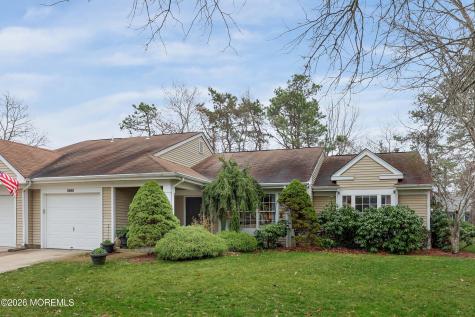 1031B Thornbury Lane Manchester NJ 08759