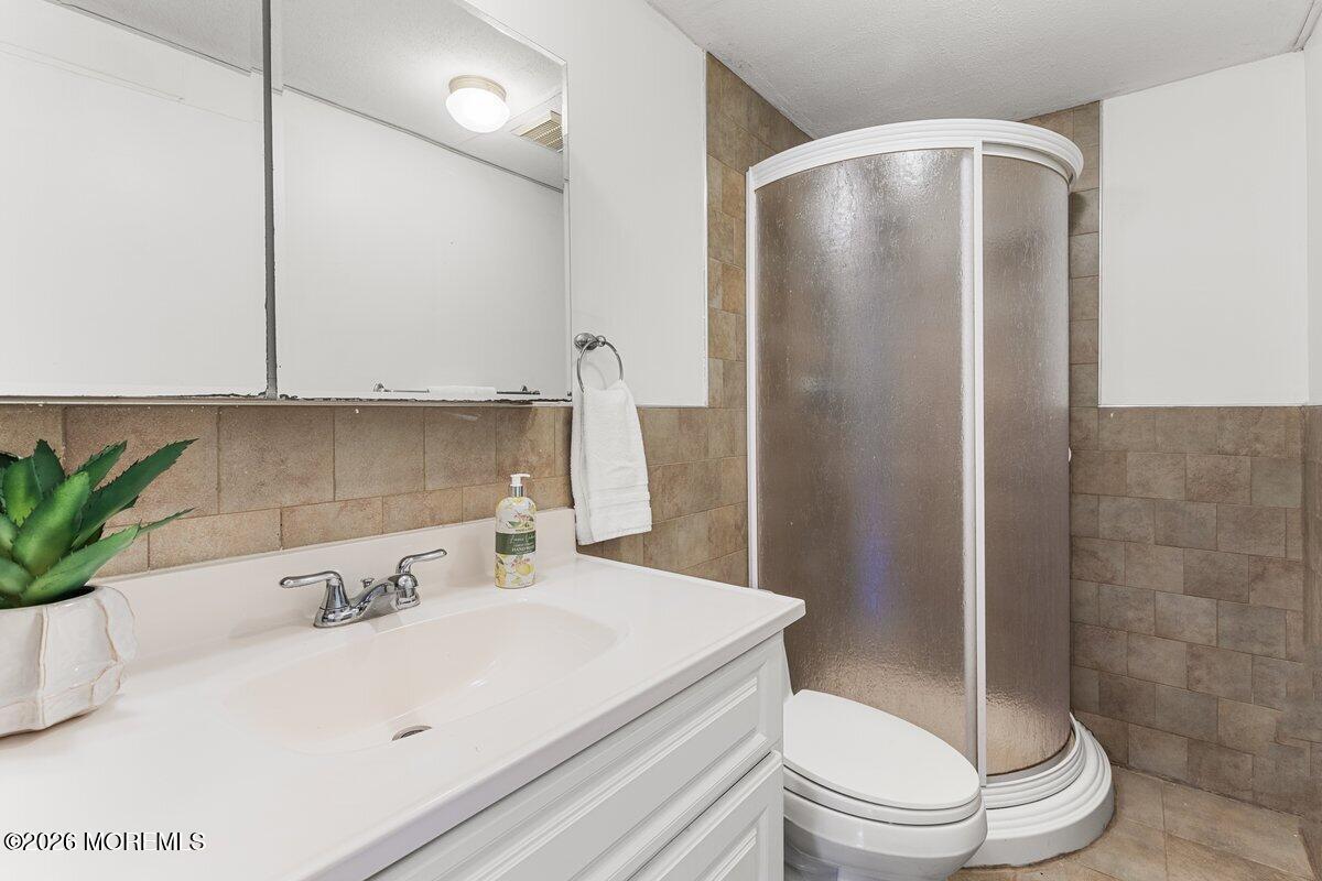2 Cedar Court Manalapan NJ 07726