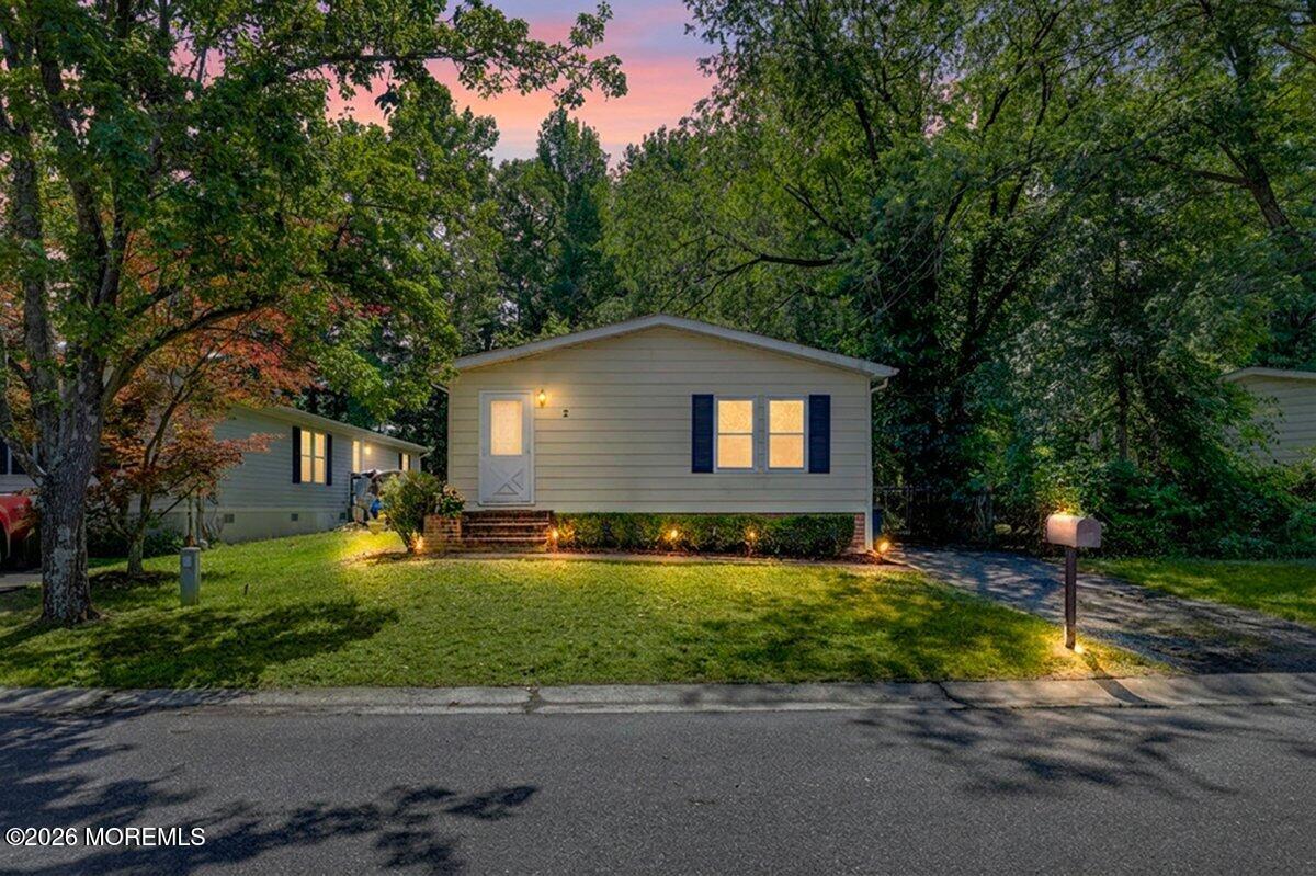 2 Cedar Court Manalapan NJ 07726
