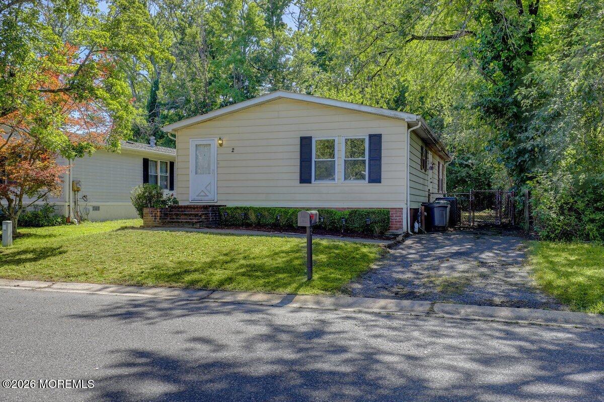 2 Cedar Court Manalapan NJ 07726