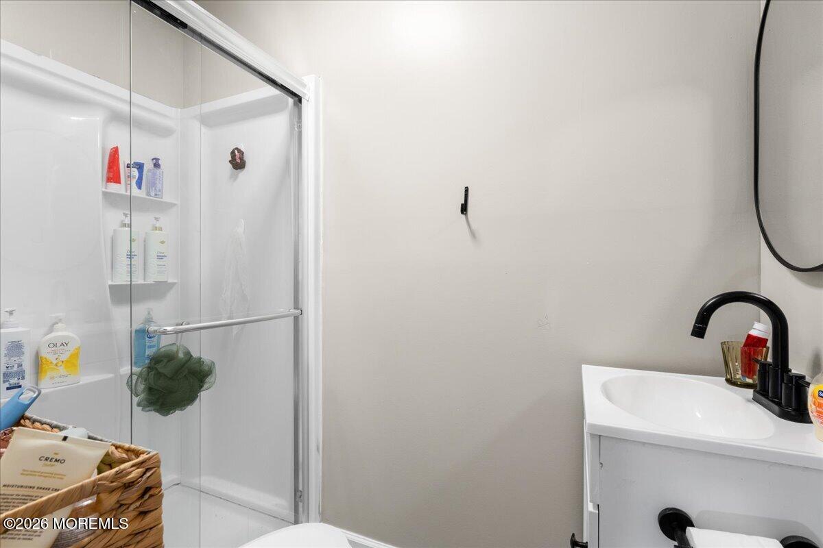 44 Dakota Avenue Middletown NJ 07748