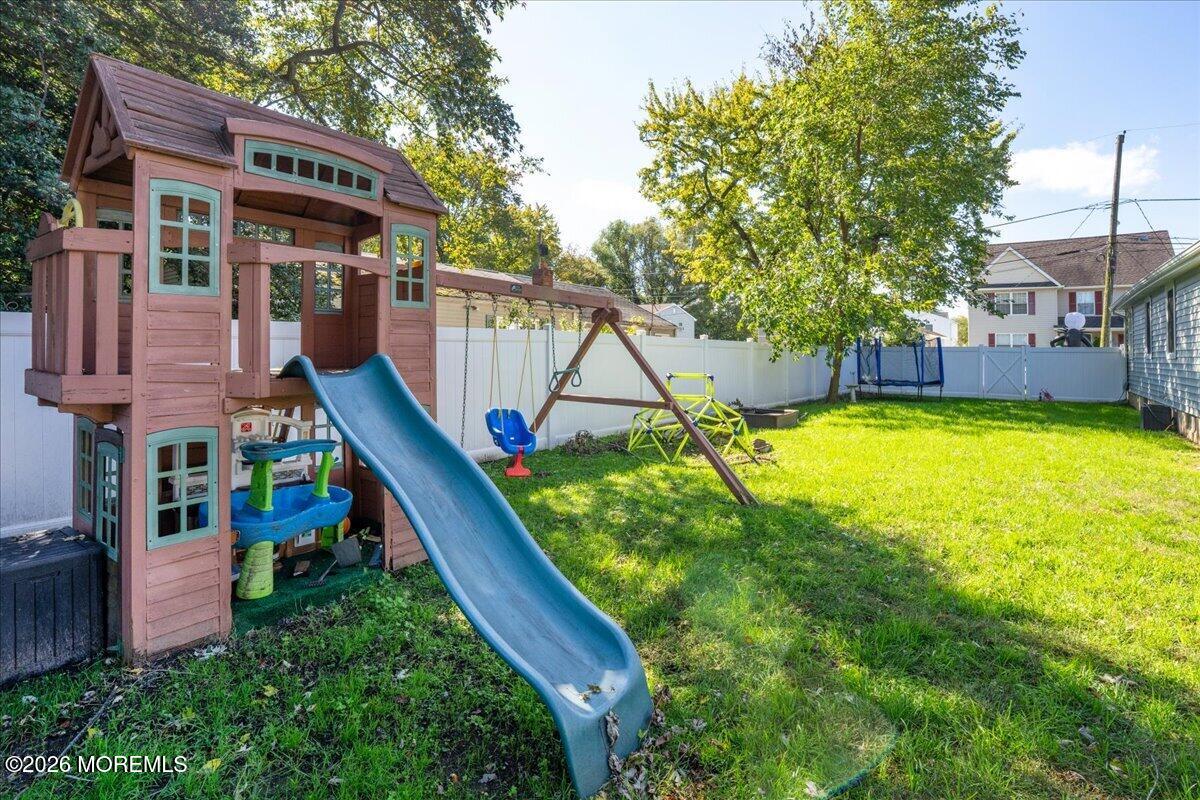 44 Dakota Avenue Middletown NJ 07748