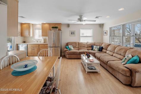 1255 W Mallard Drive Manahawkin NJ 08050
