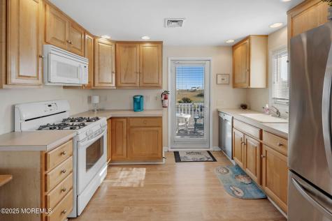 1255 W Mallard Drive Manahawkin NJ 08050