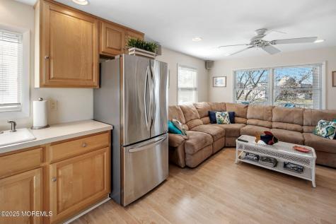 1255 W Mallard Drive Manahawkin NJ 08050
