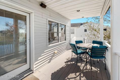 1255 W Mallard Drive Manahawkin NJ 08050