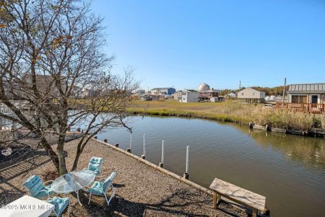 1255 W Mallard Drive Manahawkin NJ 08050