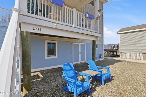 1255 W Mallard Drive Manahawkin NJ 08050