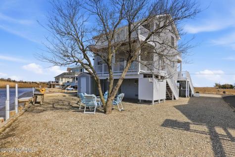 1255 W Mallard Drive Manahawkin NJ 08050