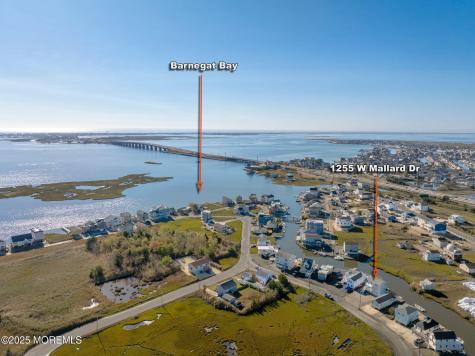 1255 W Mallard Drive Manahawkin NJ 08050