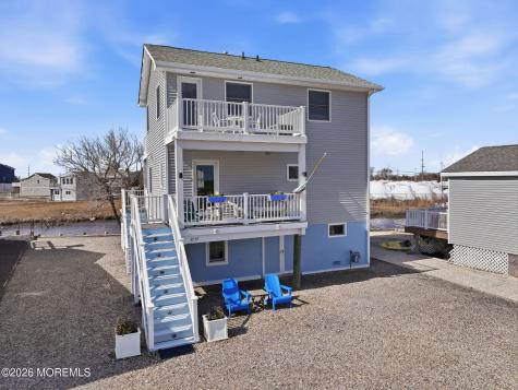 1255 W Mallard Drive Manahawkin NJ 08050
