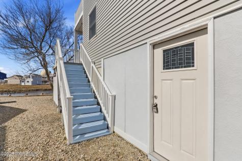 1255 W Mallard Drive Manahawkin NJ 08050