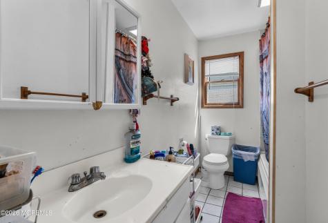 141 7th Street Hazlet NJ 07734