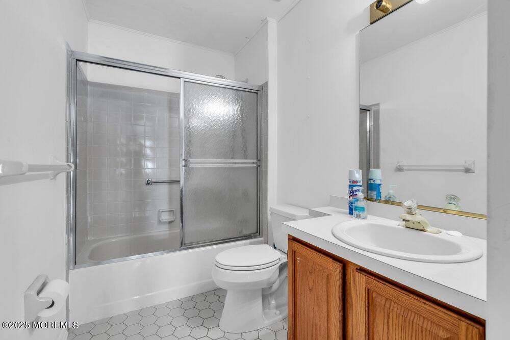 56 Narberth Way Toms River NJ 08757