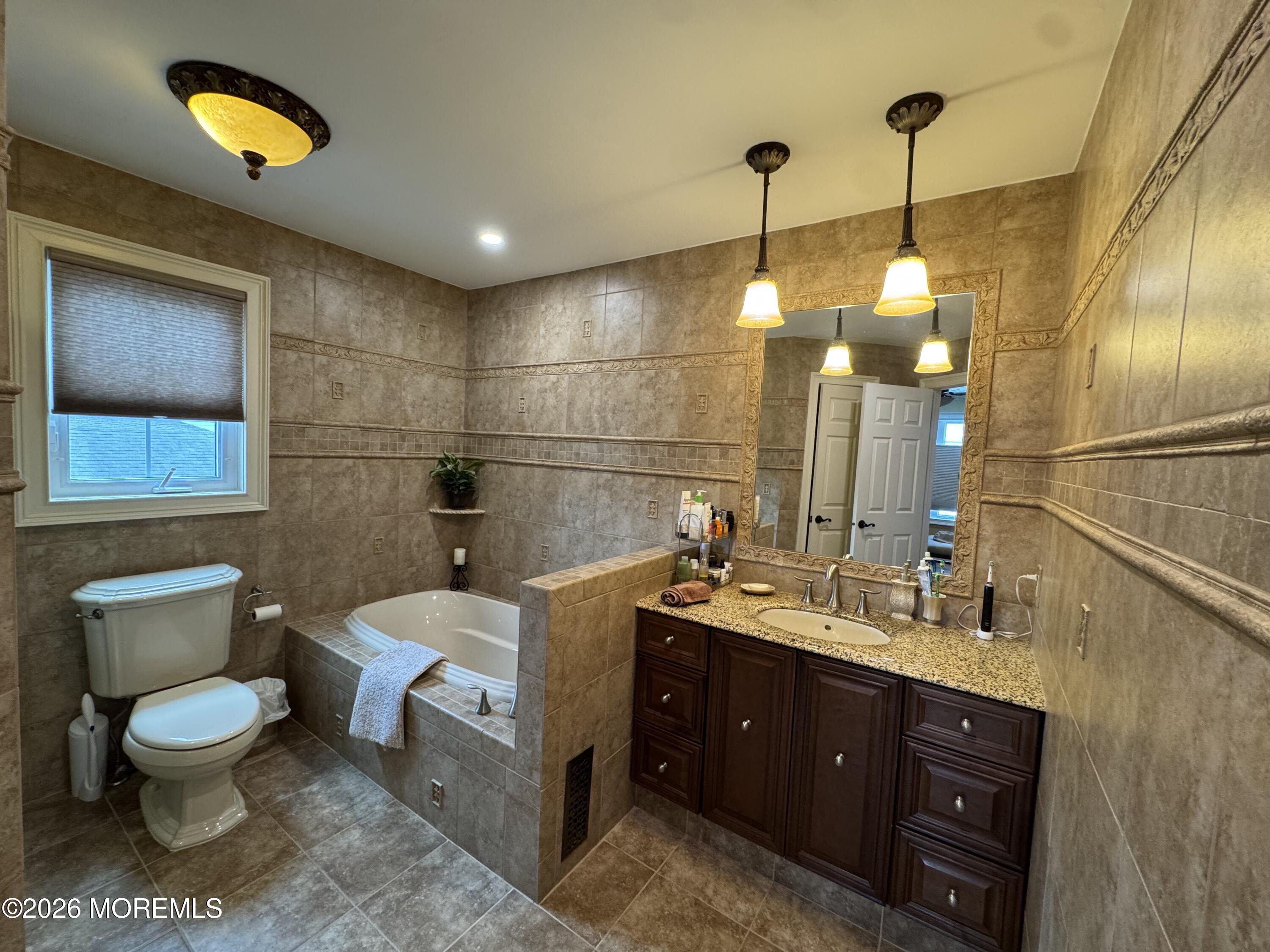 14 Melissa Lane Howell NJ 07731