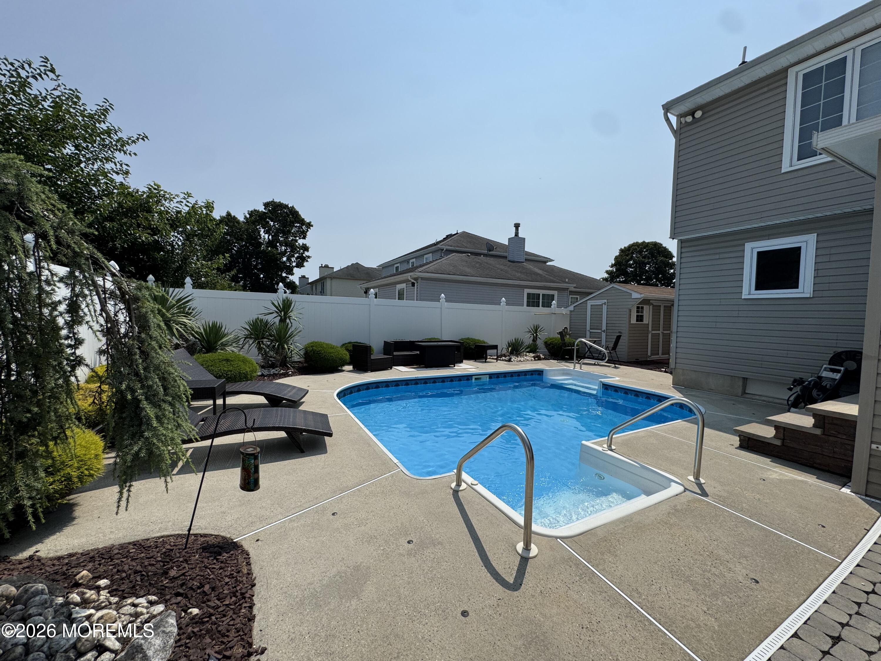 14 Melissa Lane Howell NJ 07731