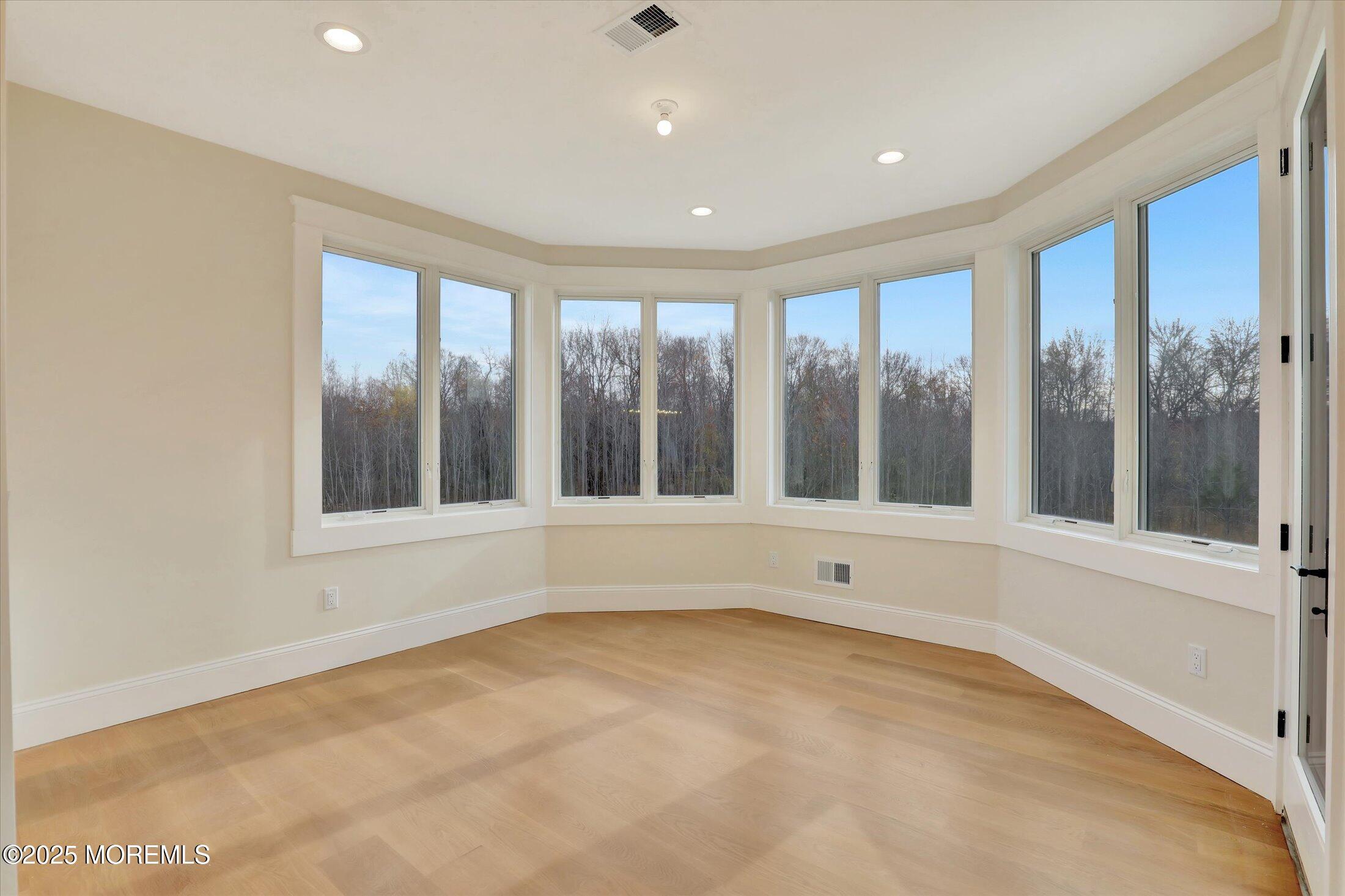 5 Cook Court Millstone NJ 08535