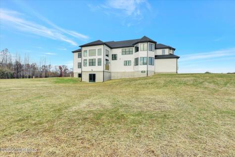 5 Cook Court Millstone NJ 08535