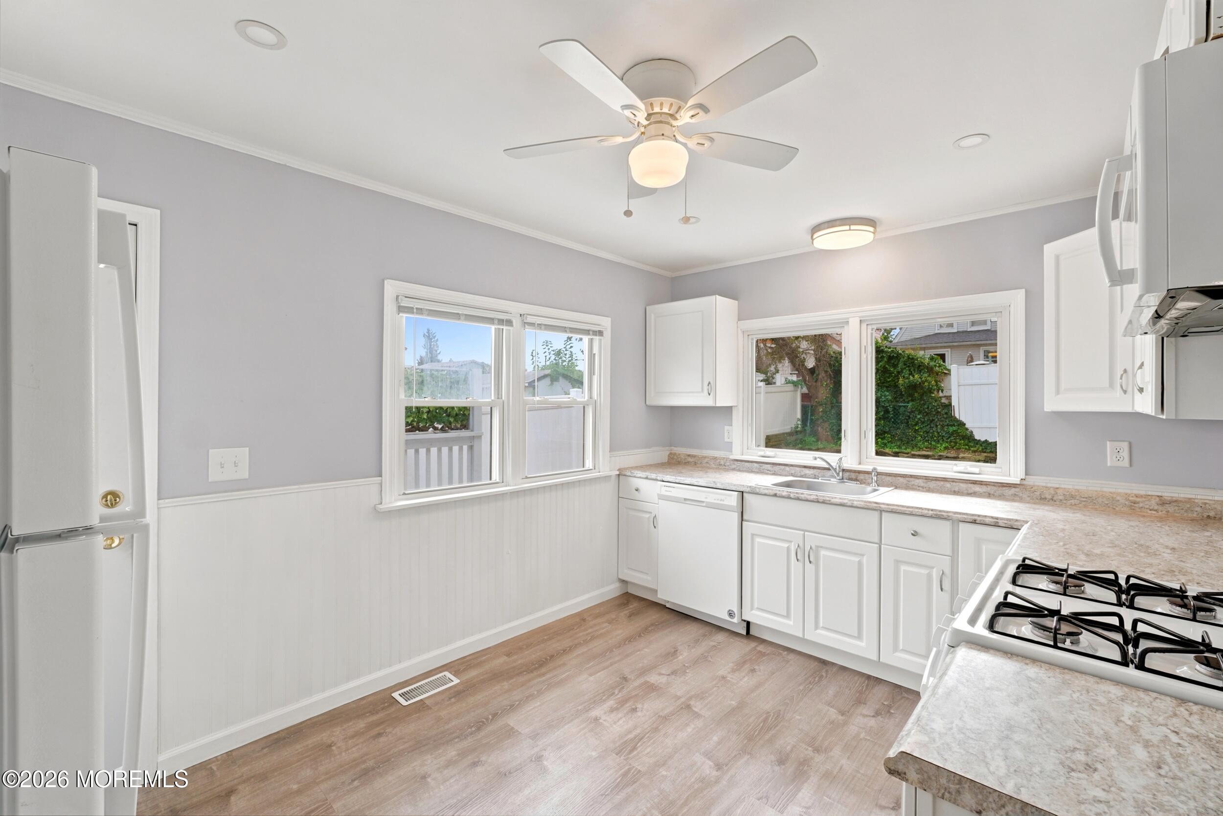 42 Center Avenue Leonardo NJ 07737