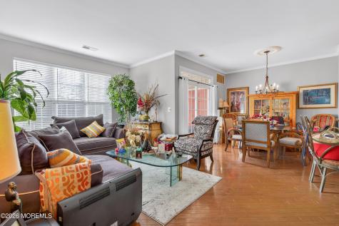 337 Sophee Lane Lakewood NJ 08701