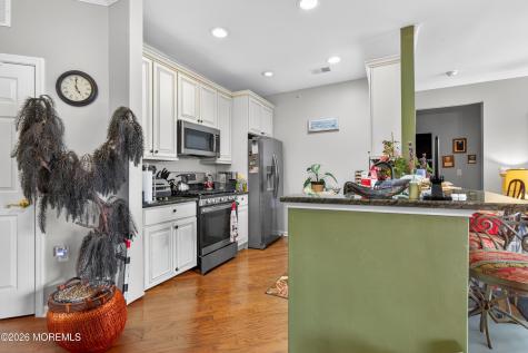 337 Sophee Lane Lakewood NJ 08701