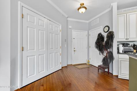 337 Sophee Lane Lakewood NJ 08701