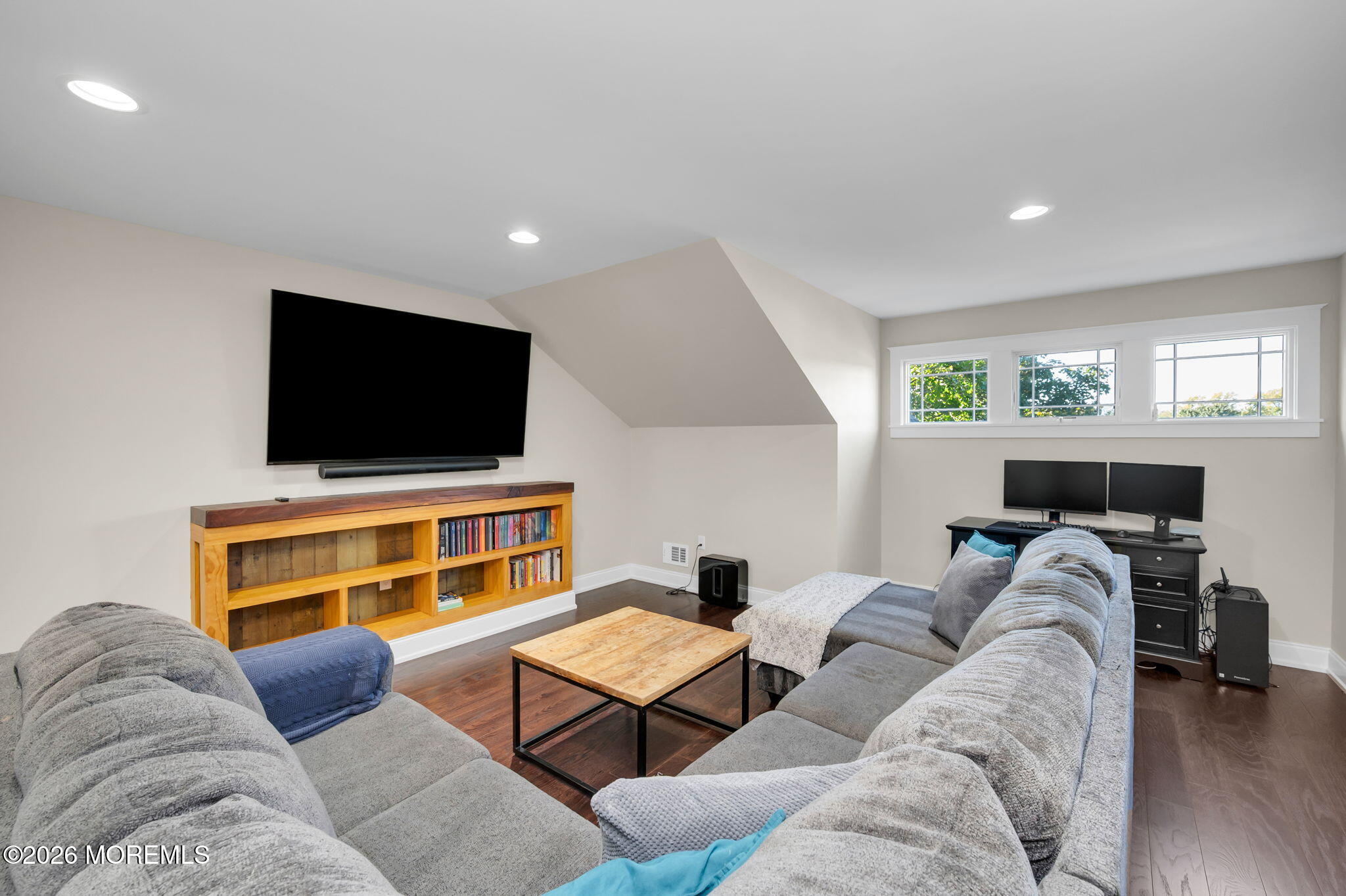 10 Bowne Avenue Atlantic Highlands NJ 07716