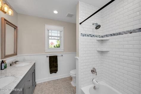 10 Bowne Avenue Atlantic Highlands NJ 07716