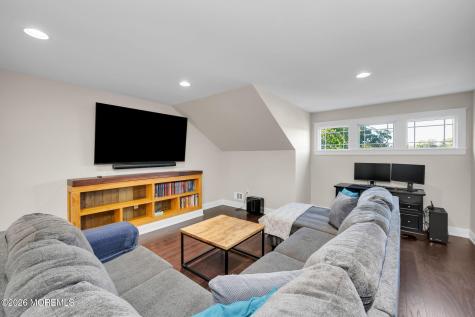 10 Bowne Avenue Atlantic Highlands NJ 07716