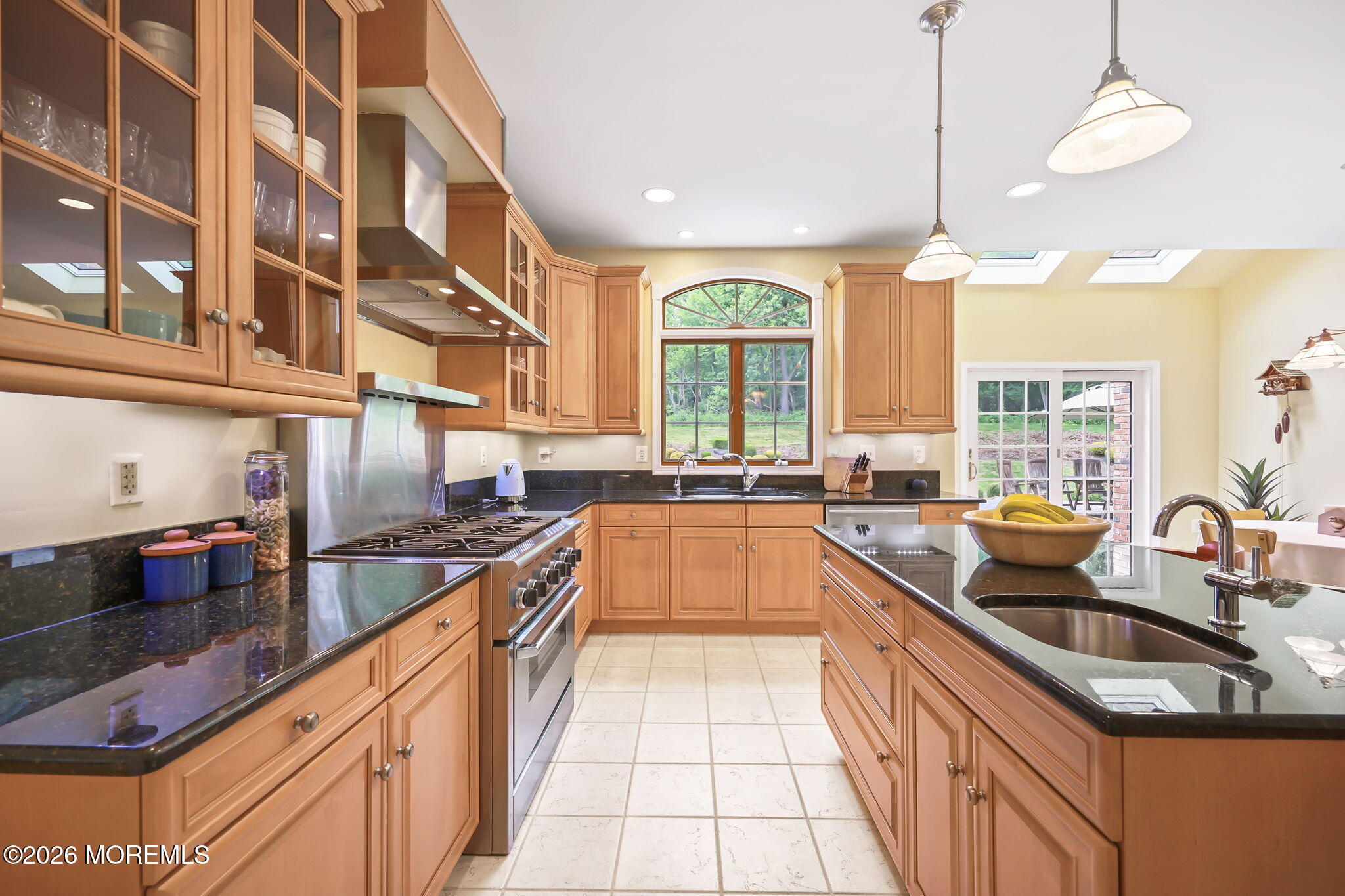 10 Castlehill Drive Marlboro NJ 07746