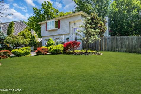 7 S Brook Drive Milltown NJ 08850