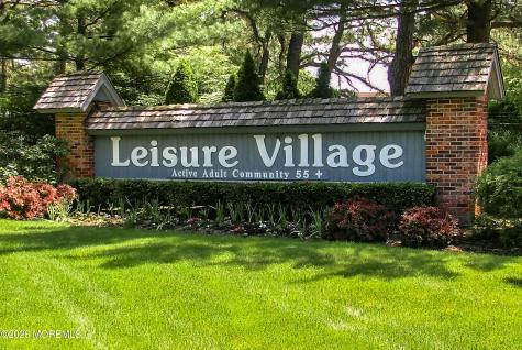 212D Huntington Drive Lakewood NJ 08701