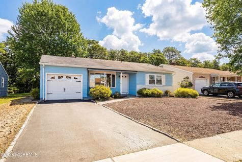 16 Piermont Road Toms River NJ 08757