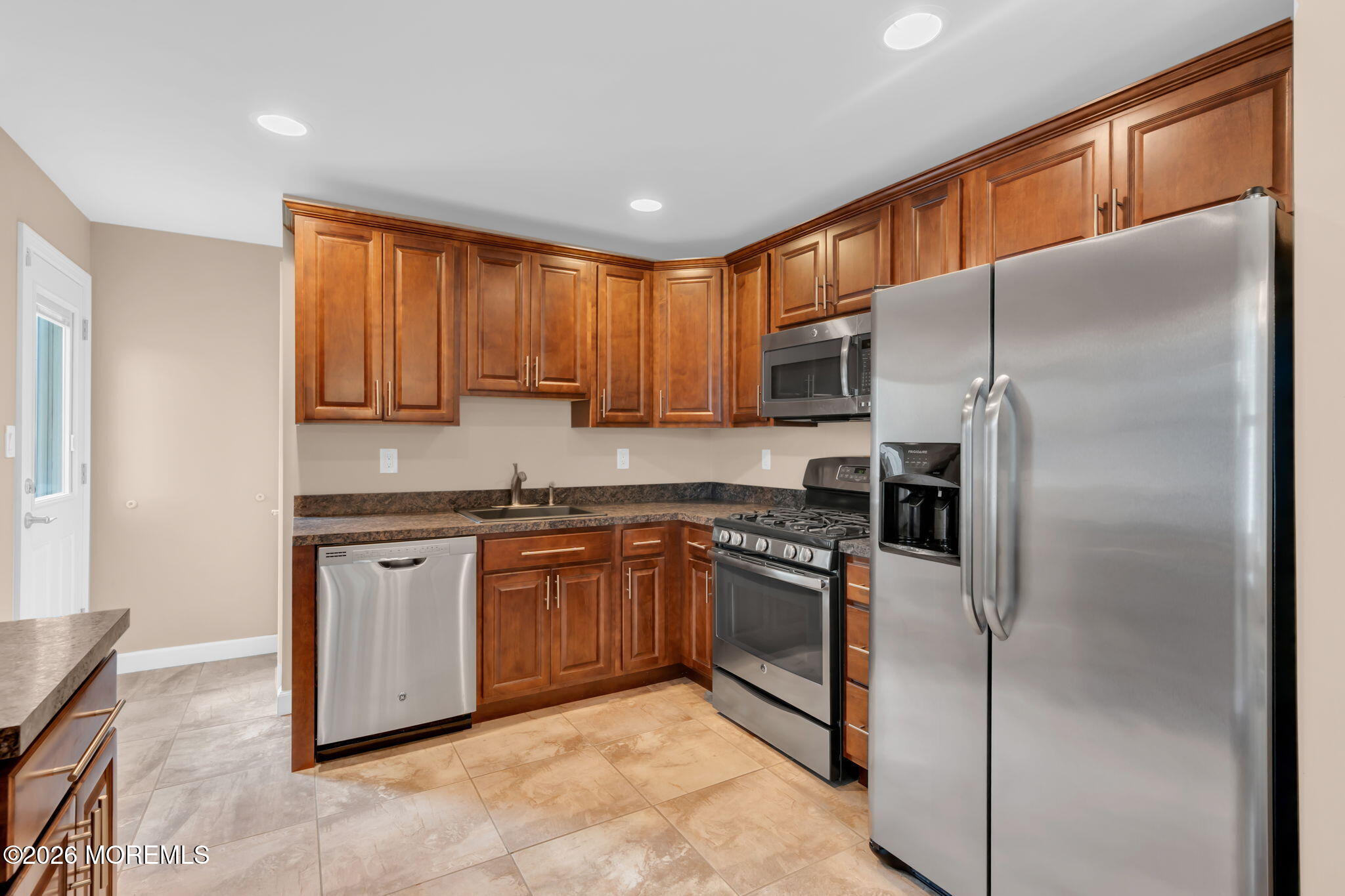 32 Bowline Street Beachwood NJ 08722