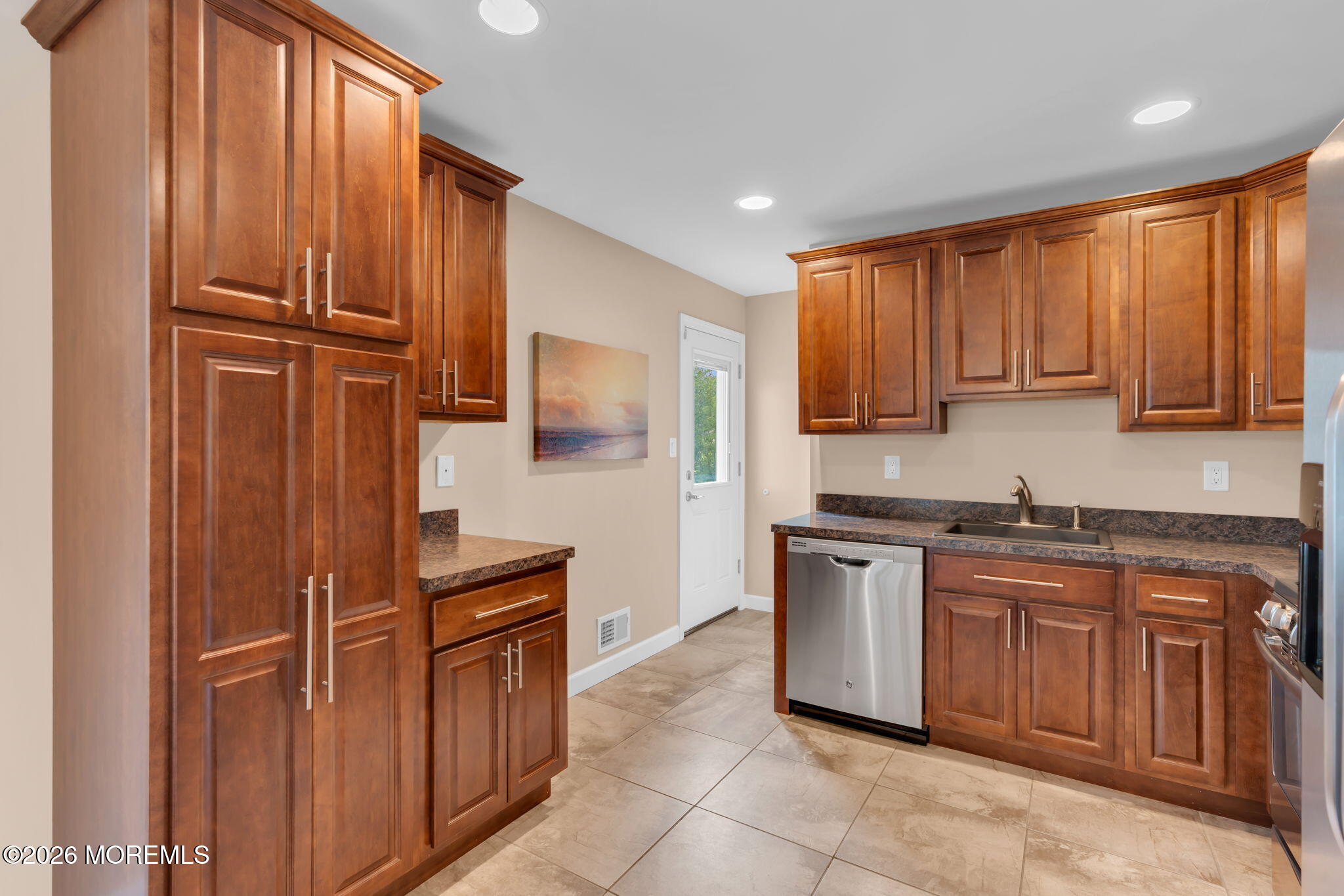 32 Bowline Street Beachwood NJ 08722