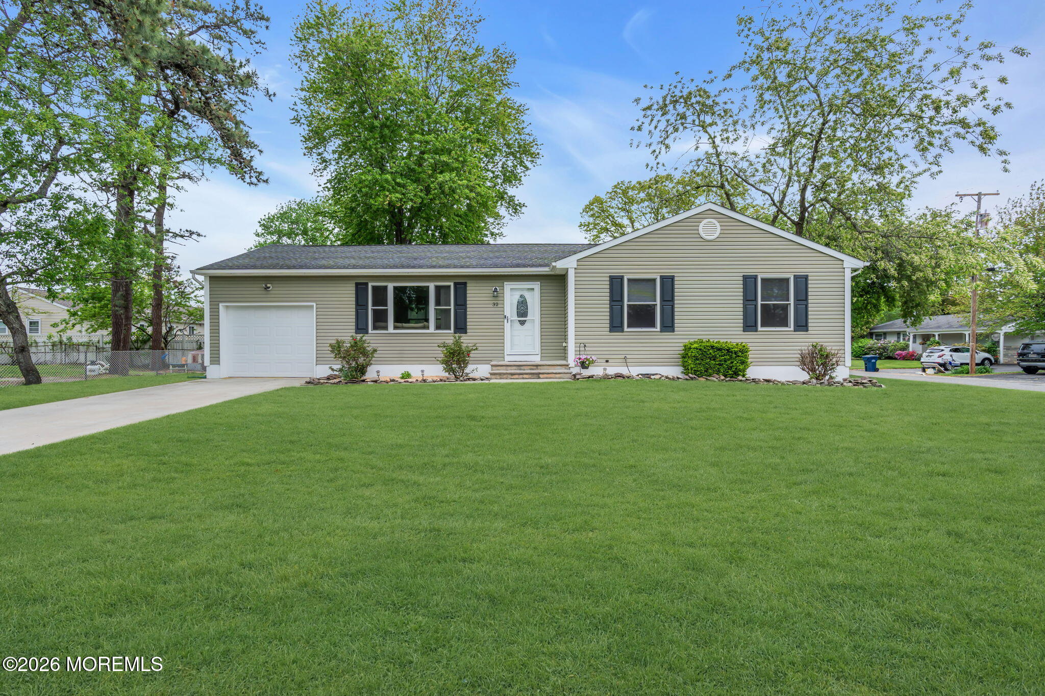 32 Bowline Street Beachwood NJ 08722