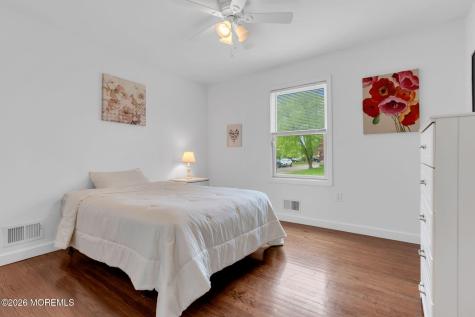 32 Bowline Street Beachwood NJ 08722