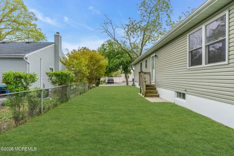 32 Bowline Street Beachwood NJ 08722