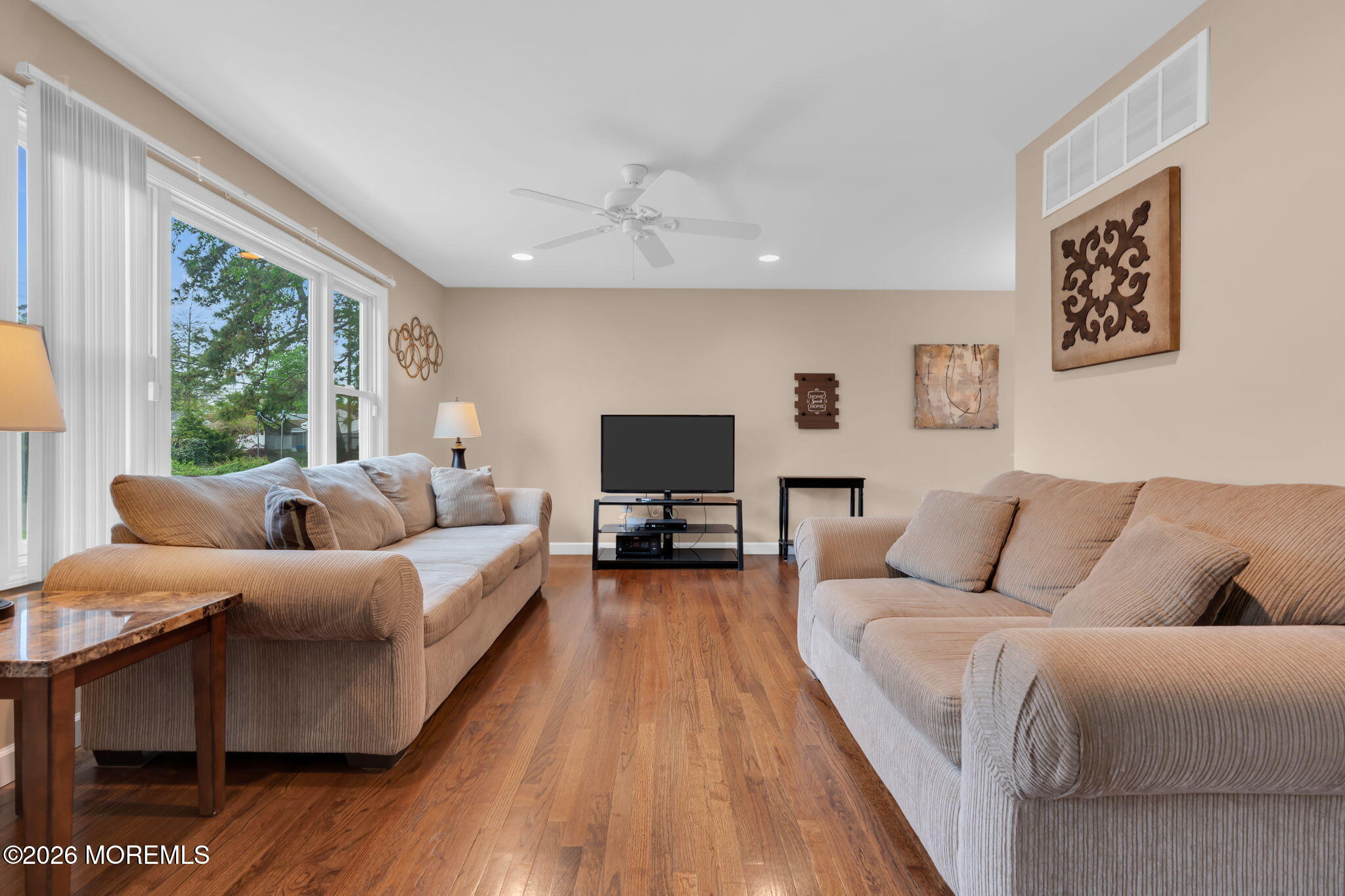 32 Bowline Street Beachwood NJ 08722