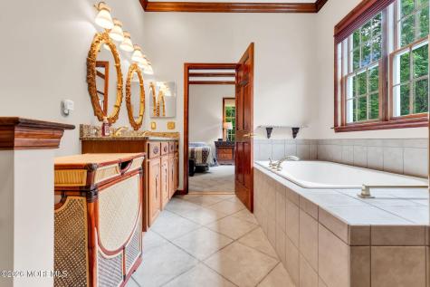 6 Sunningdale Court Jackson NJ 08527