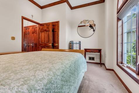6 Sunningdale Court Jackson NJ 08527